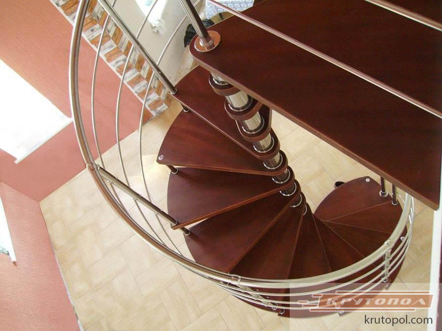 Обшивка лестницы ковролином - 60 фото