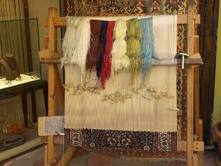 Ткачество персидских ковров